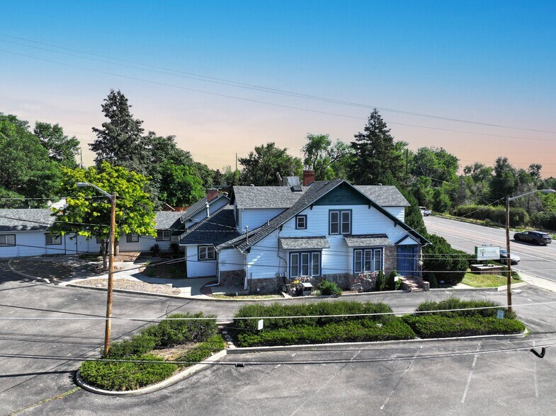 1777 Kipling St, Lakewood, CO à vendre - Photo du bâtiment - Image 3 de 47