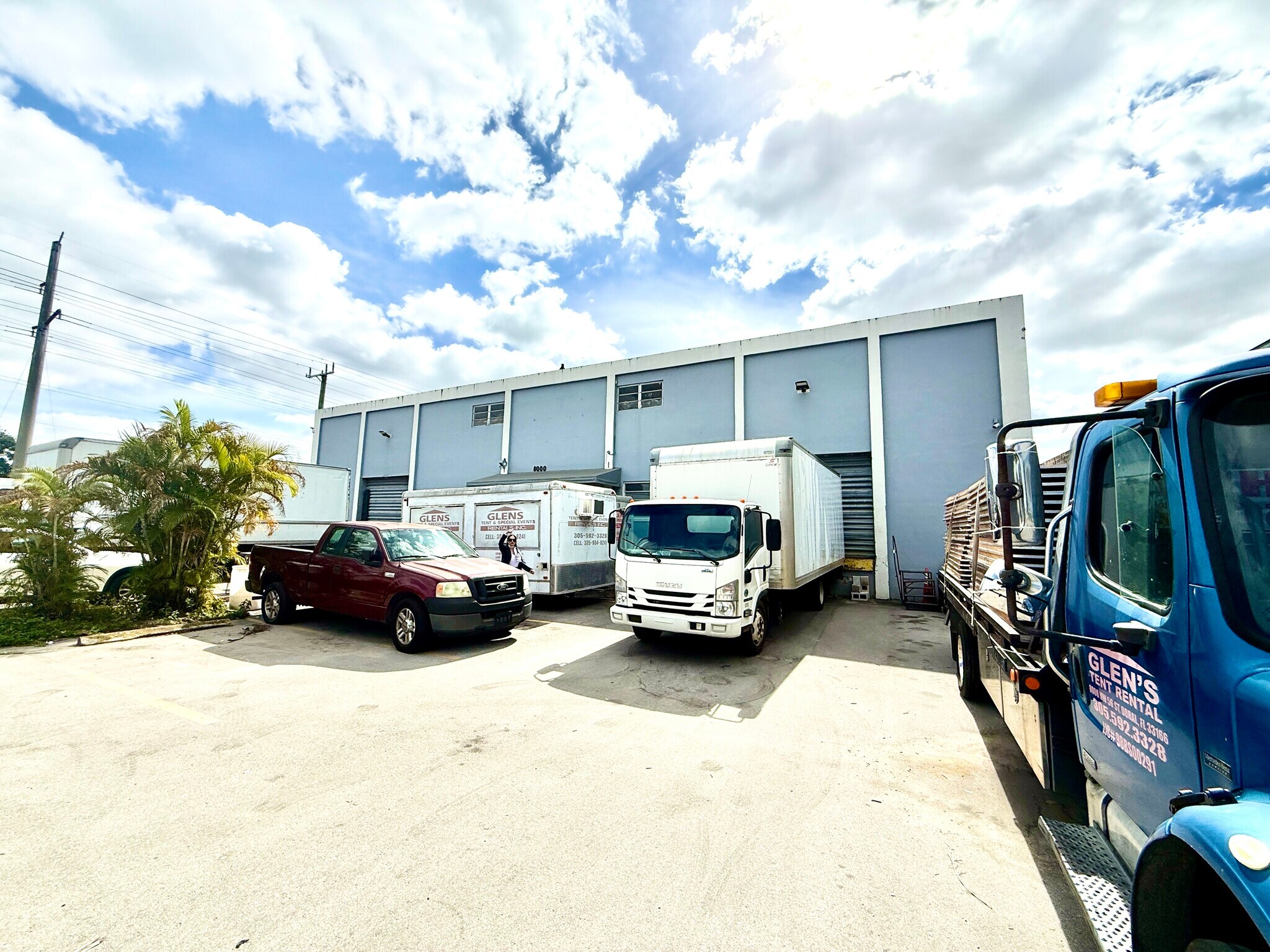8000 NW 56th St, Miami, FL for lease Building Photo- Image 1 of 16