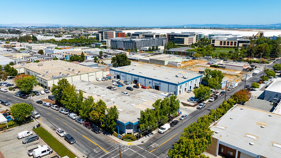 2975-2999 Spring St, Redwood City, CA for sale - Aerial - Image 1 of 6