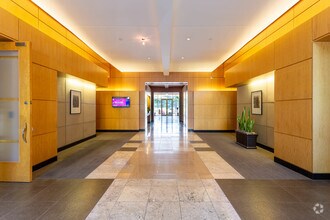 3950 Shackleford Rd, Duluth, GA for lease Lobby- Image 1 of 12