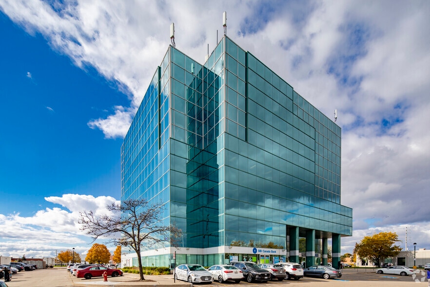 1450 Meyerside Dr, Mississauga, ON à louer - Photo du bâtiment - Image 3 de 7