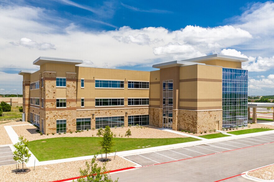 505 St. David's Loop, Leander, TX à louer - Photo du bâtiment - Image 3 de 12