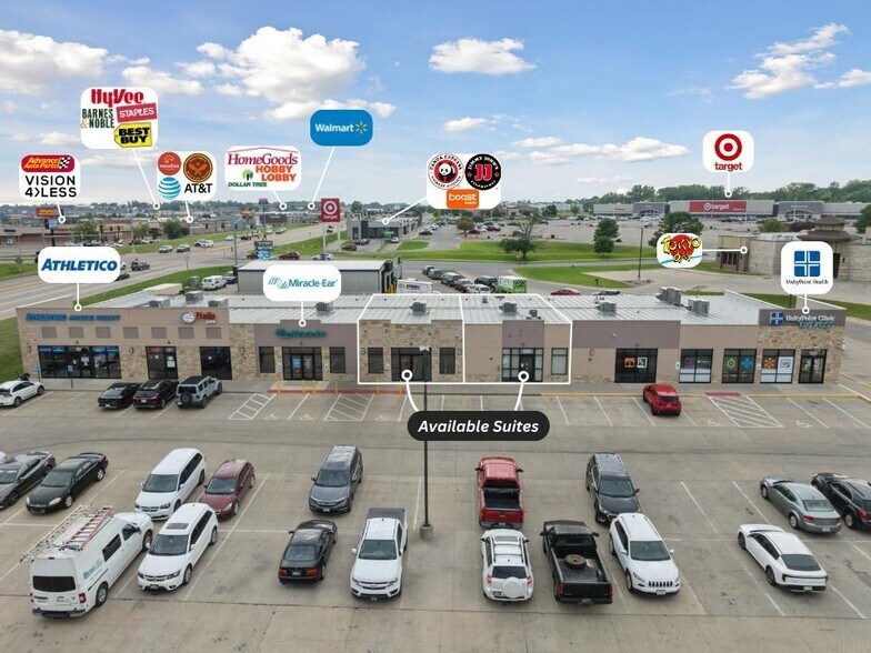 1655 E San Marnan Dr, Waterloo, IA à louer - Photo du bâtiment - Image 3 de 4