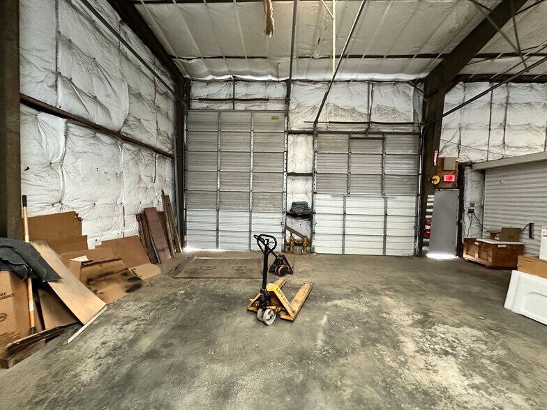 600 N Long St, Salisbury, NC à louer - Photo du bâtiment - Image 3 de 5