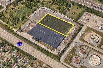 18765 Seaway Dr, Melvindale, MI à louer Photo du bâtiment- Image 1 de 1