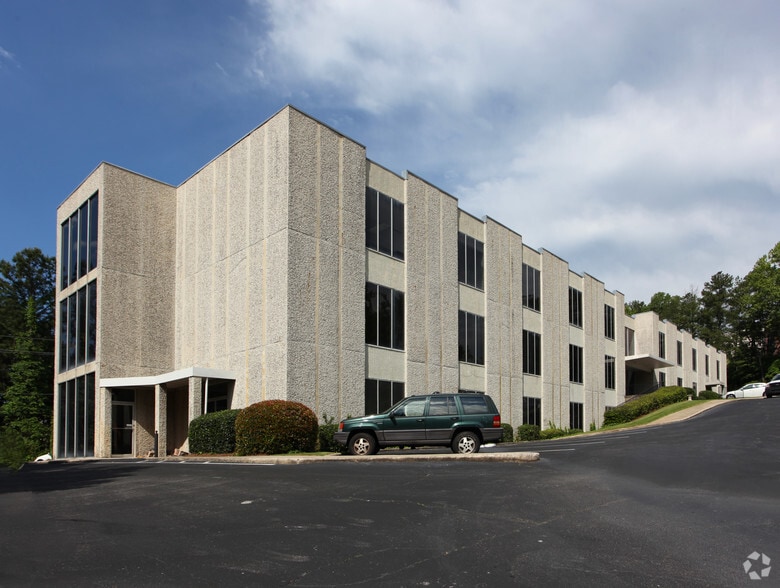 200 Office Park Dr, Birmingham, AL à louer - Photo du bâtiment - Image 2 de 4