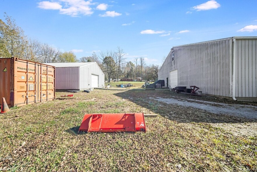 264 Saint Catherine St, New Haven, KY for sale - Building Photo - Image 3 of 9