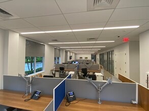 2875 Pga Blvd, Palm Beach Gardens, FL for lease Interior Photo- Image 2 of 8