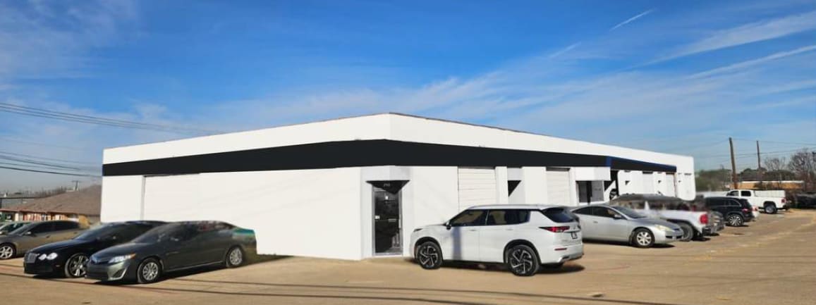 2113 W Arkansas Ln, Pantego, TX for lease Primary Photo- Image 1 of 2