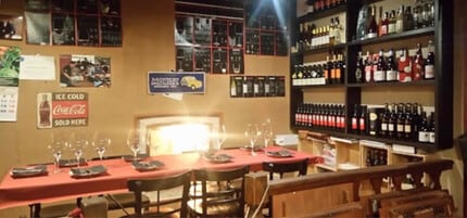 Retail in Vilanova i la Geltrú, Barcelona for lease Interior Photo- Image 2 of 5