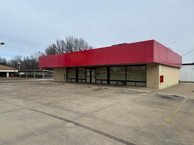 Plus de détails pour 2930 S National Ave, Springfield, MO - Commerce de détail à louer