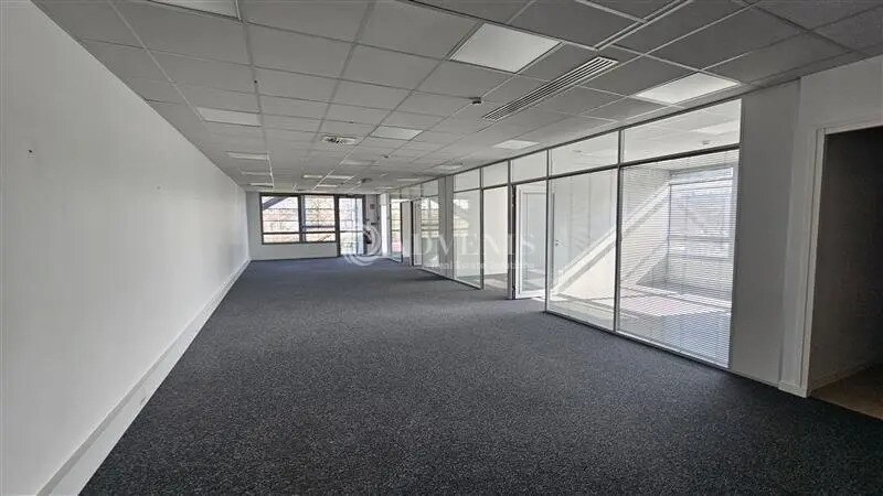 Office in VILLENEUVE-D'ASCQ for lease - Interior Photo - Image 3 of 6