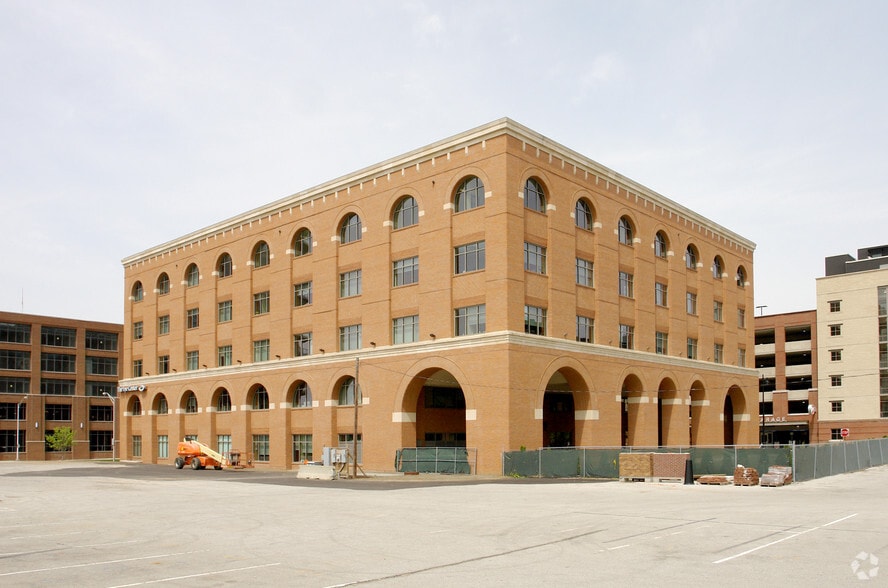 262 Neil Ave, Columbus, OH for lease - Building Photo - Image 2 of 11