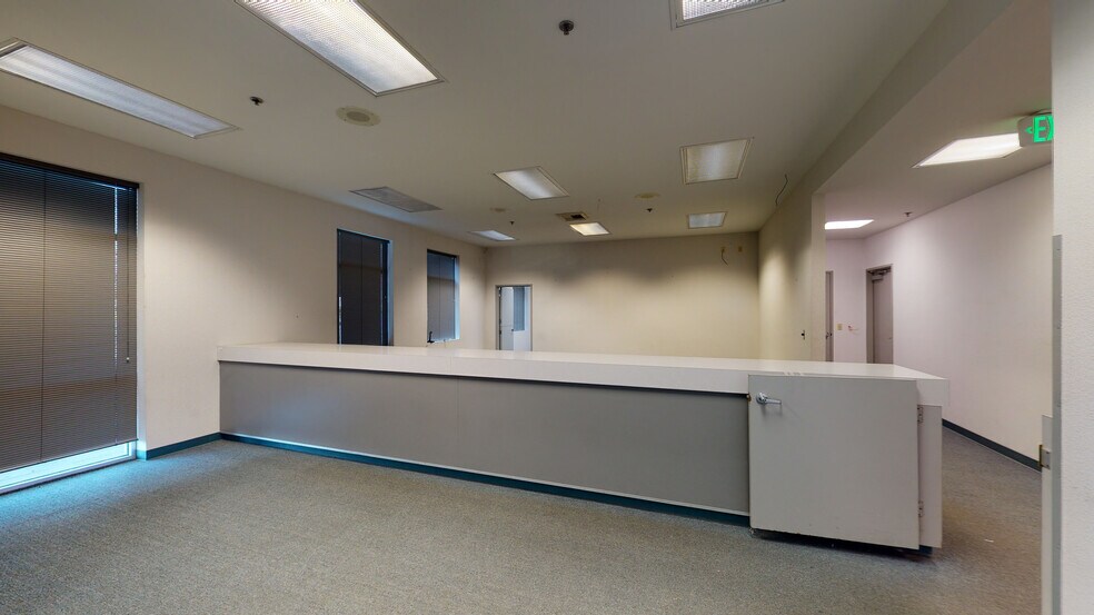 3801 Pegasus Dr, Bakersfield, CA à vendre - Numérisation 3D de Matterport - Image 2 de 27