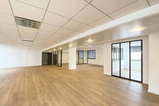 Plus de détails pour 79 Rue De Sèvres, Boulogne-Billancourt - Bureau à vendre
