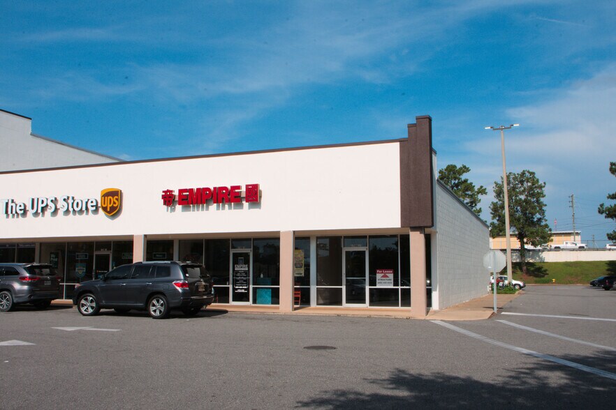 1700 N Monroe St, Tallahassee, FL à louer - Photo du bâtiment - Image 3 de 12