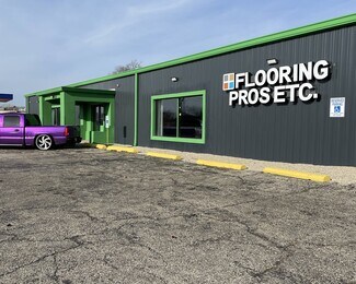 Plus de détails pour 832 W Rollins Rd, Round Lake, IL - Commerce de détail à louer