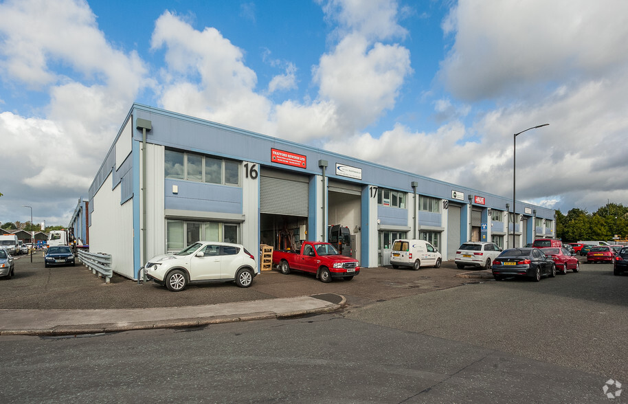 Longwood Rd, Manchester for lease - Primary Photo - Image 1 of 9