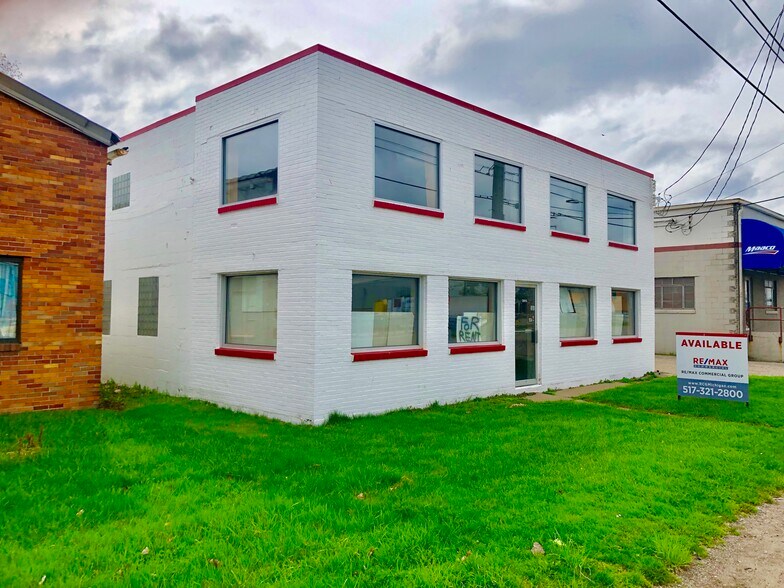 2915 S Martin Luther King Jr Blvd, Lansing, MI for sale - Building Photo - Image 1 of 11