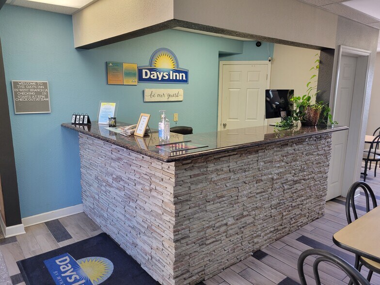 711 S Downey St, West Branch, IA à vendre - Photo intérieure - Image 1 de 13