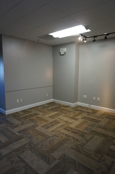 5413 Village Dr NW, Concord, NC à vendre - Photo intérieure - Image 3 de 4