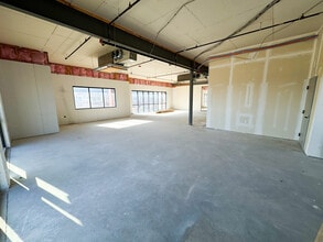 2801 36th Ave NW, Norman, OK for lease Interior Photo- Image 2 of 5