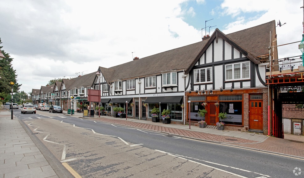 137-197 Watling St, Radlett for lease - Building Photo - Image 2 of 6