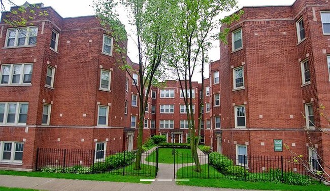 More details for 123-129 N Humphrey Ave, Oak Park, IL - Office/Retail for Lease