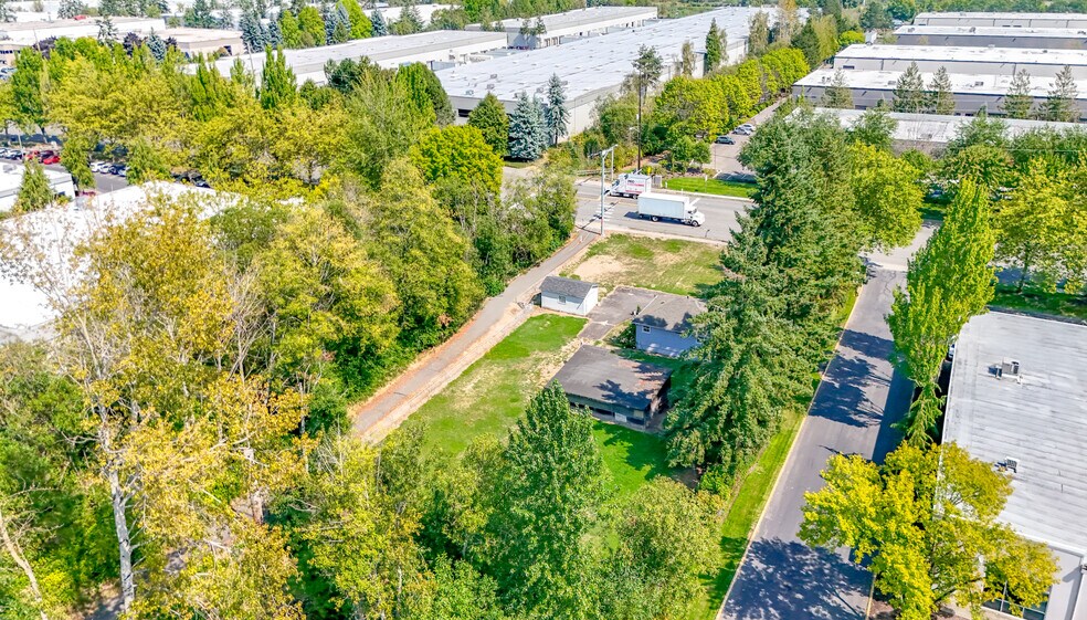 21807 68th Ave S, Kent, WA à vendre - Photo du bâtiment - Image 2 de 23