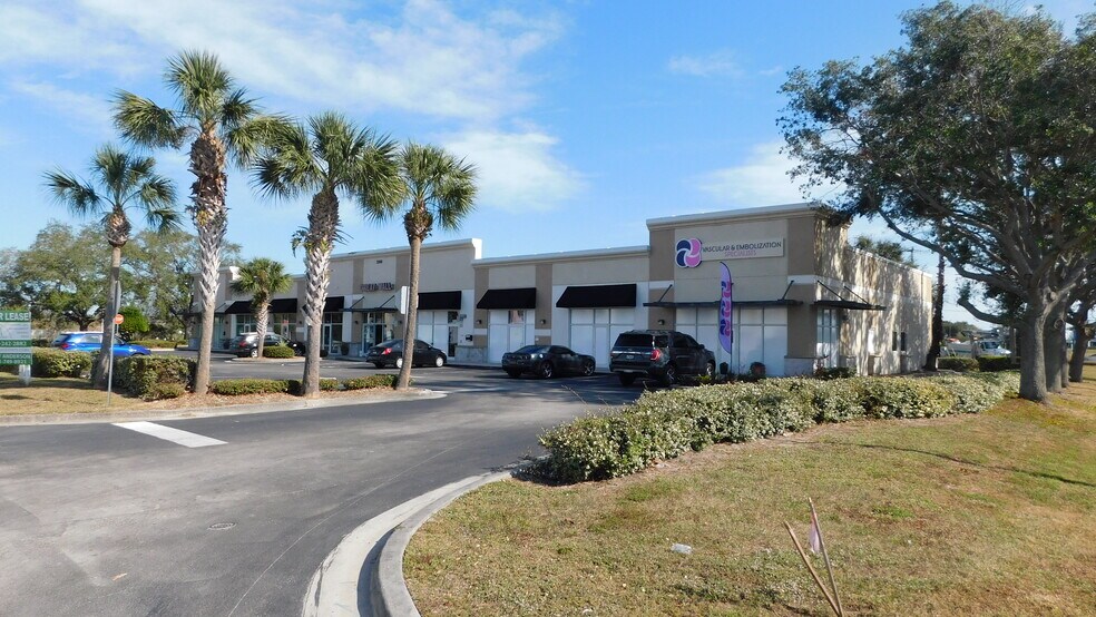 2300 State Road 524, Cocoa, FL for lease - Primary Photo - Image 1 of 19