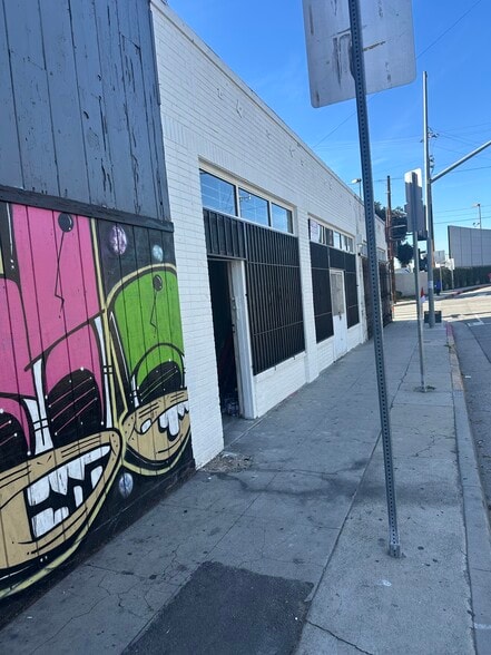 586 W Avenue 28, Los Angeles, CA for lease - Building Photo - Image 1 of 7
