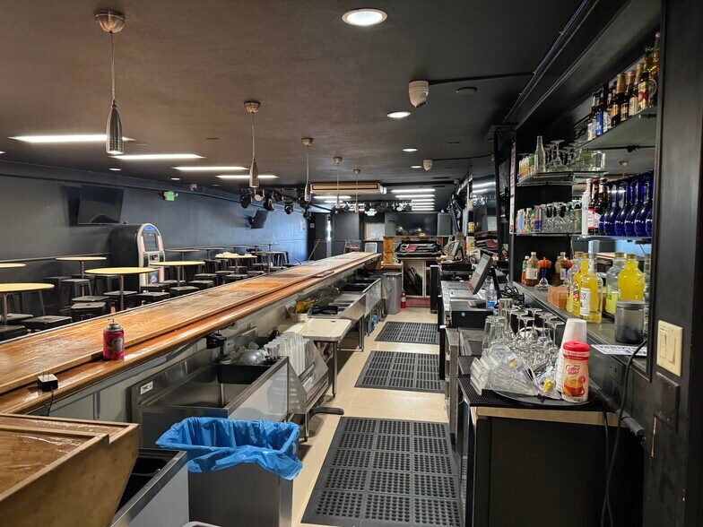 955 Front St, Soledad, CA à louer - Photo du bâtiment - Image 3 de 19