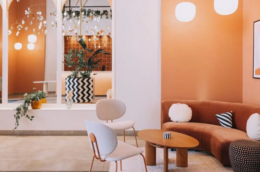 25-27 Rue D'Astorg, Paris à louer - Photo du bâtiment - Image 2 de 20