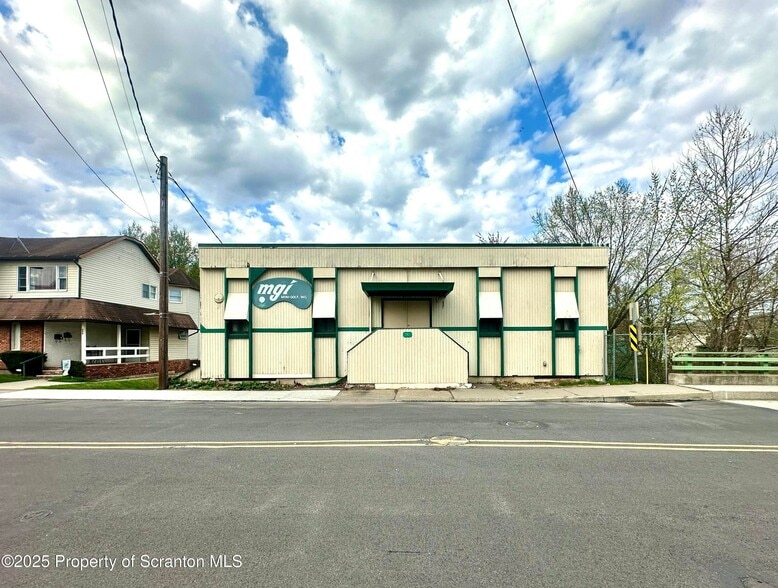 202 Bridge St, Jessup, PA for sale - Primary Photo - Image 1 of 14