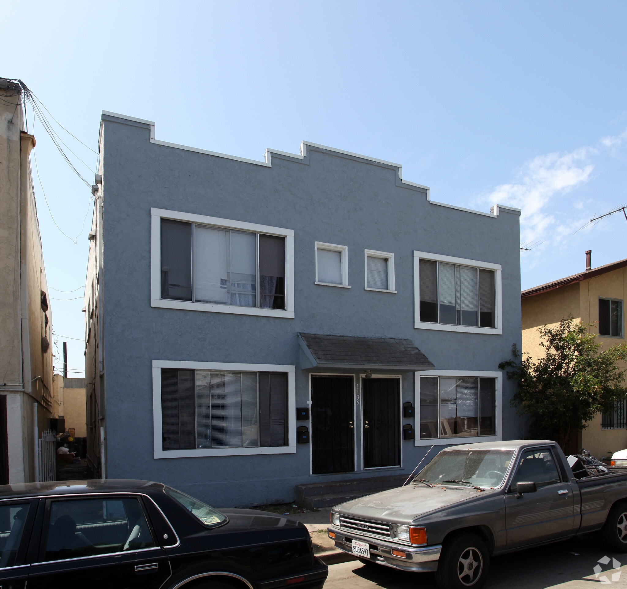 1136 E Alhambra Ct, Long Beach, CA for sale Primary Photo- Image 1 of 4