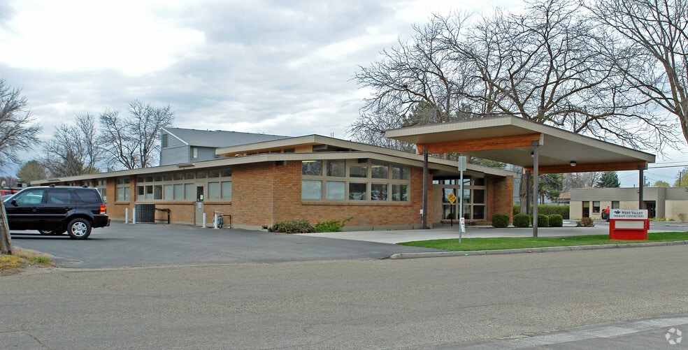 222 E Elm St, Caldwell, ID for lease - Building Photo - Image 3 of 3