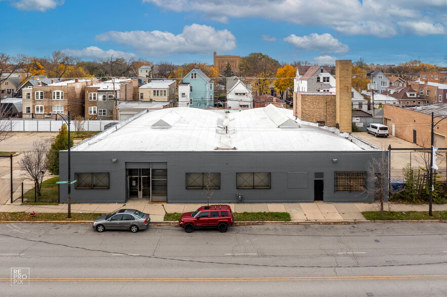 4118 W Division St, Chicago, IL for lease - Building Photo - Image 2 of 15