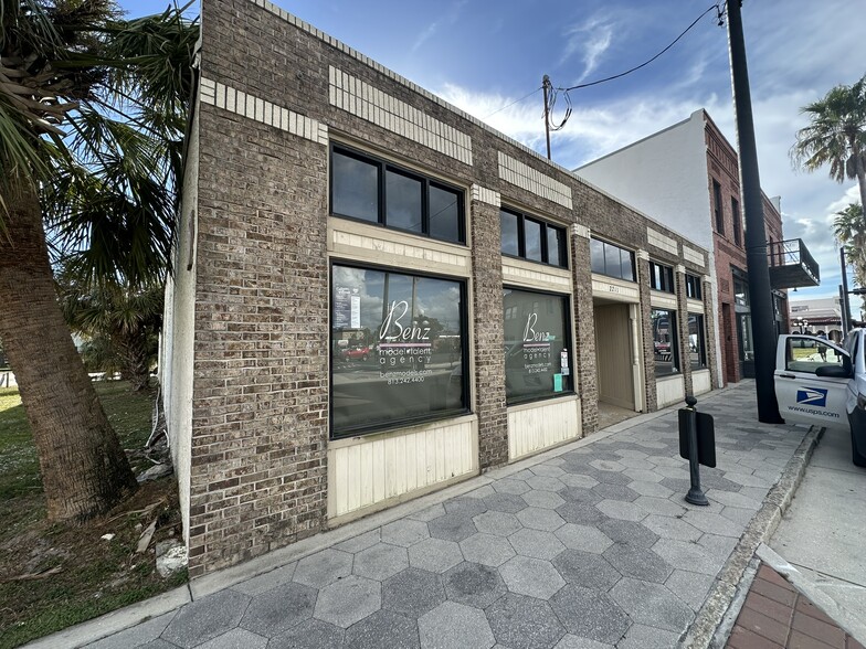 2211 E 7th Ave, Tampa, FL for lease - Building Photo - Image 1 of 6