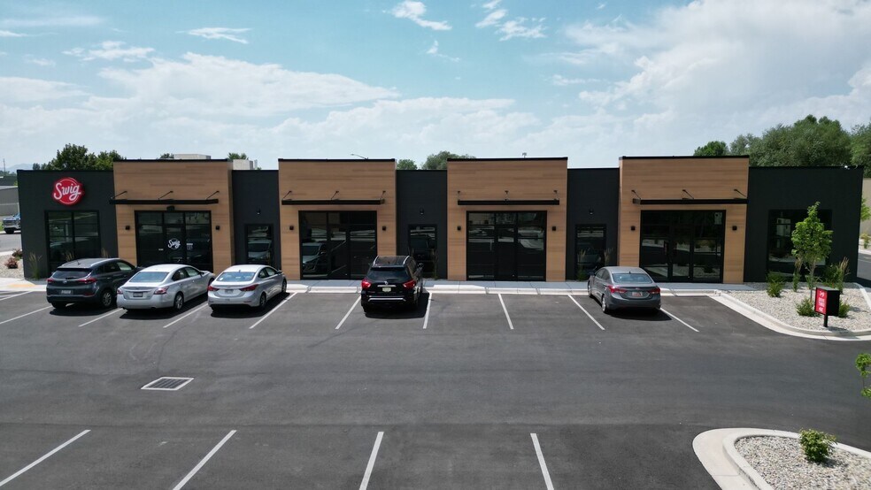 1075 N Main St, Springville, UT à louer - Photo du bâtiment - Image 2 de 10