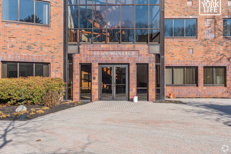 500 Southborough Dr, South Portland, ME à louer - Photo du bâtiment - Image 2 de 26