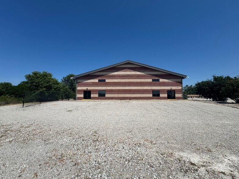 11212 W State Road 42, Stilesville, IN for lease - Building Photo - Image 2 of 18