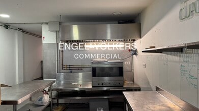 Commerce de détail dans Barcelone, Barcelona à louer Photo intérieure- Image 2 de 11