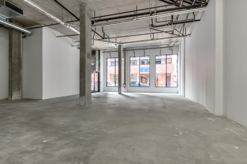 225 Rue Young, Montréal, QC for lease Interior Photo- Image 1 of 20