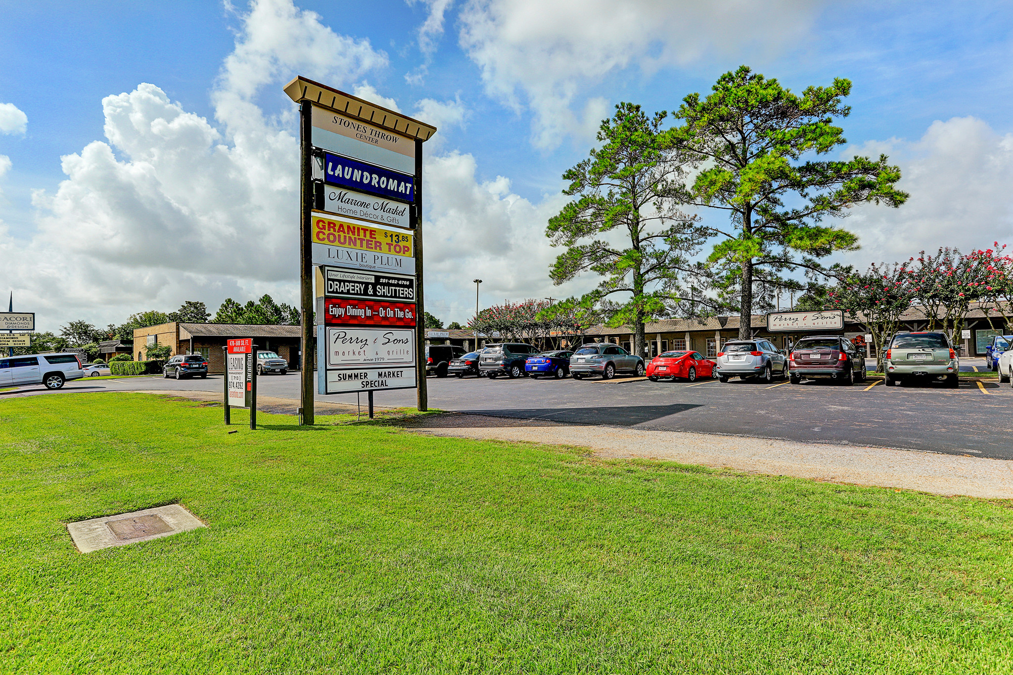 606-640 S Friendswood Dr, Friendswood, TX à louer Photo du bâtiment- Image 1 de 11