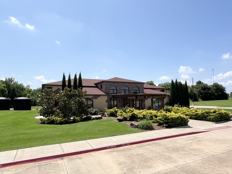 11200 N Eastern Ave, Oklahoma City, OK à vendre - Photo du bâtiment - Image 3 de 44