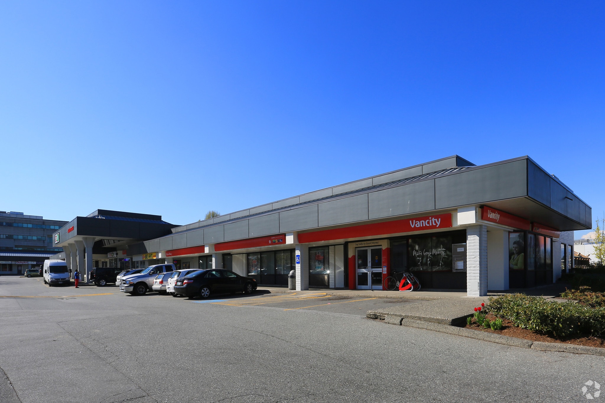 15135 101st Ave, Surrey, BC for sale Primary Photo- Image 1 of 1