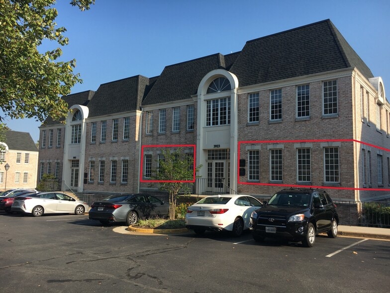 3923 Blenheim Blvd, Fairfax, VA à vendre - Photo du bâtiment - Image 2 de 64