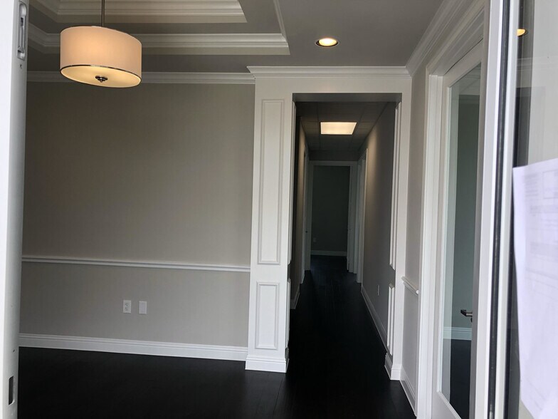 333 E Bethany Dr, Allen, TX à louer - Photo intérieure - Image 2 de 11