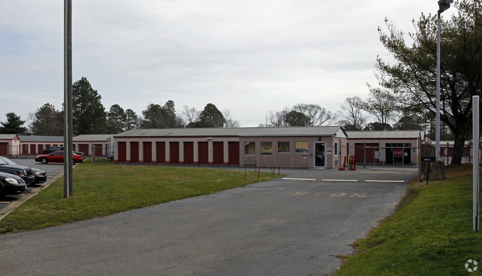 1437 George Washington Hwy N, Chesapeake, VA for sale - Primary Photo - Image 1 of 3
