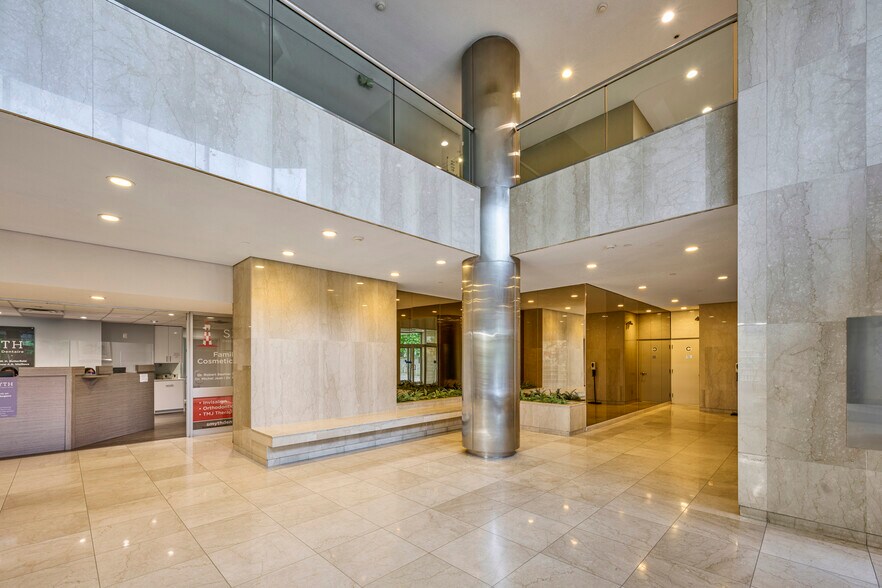 1929 Russell Rd, Ottawa, ON à vendre - Photo intérieure - Image 1 de 1